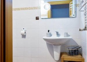 Villa järve ääres Mikołajki korterid järved Mazury puhkus Poolas