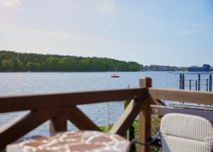 Villa järve ääres Mikołajki korterid järved Mazury puhkus Poolas